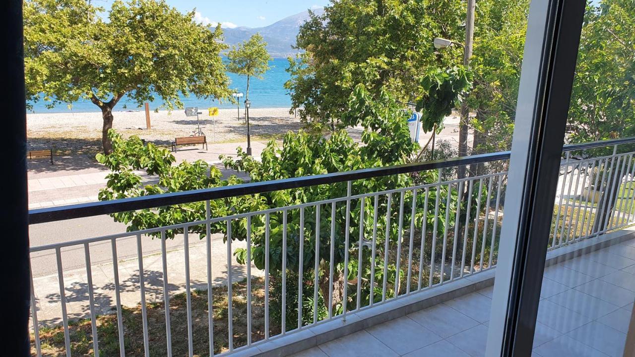 Nafpaktos Beach House Sea View Apartment First Floor Exterior foto