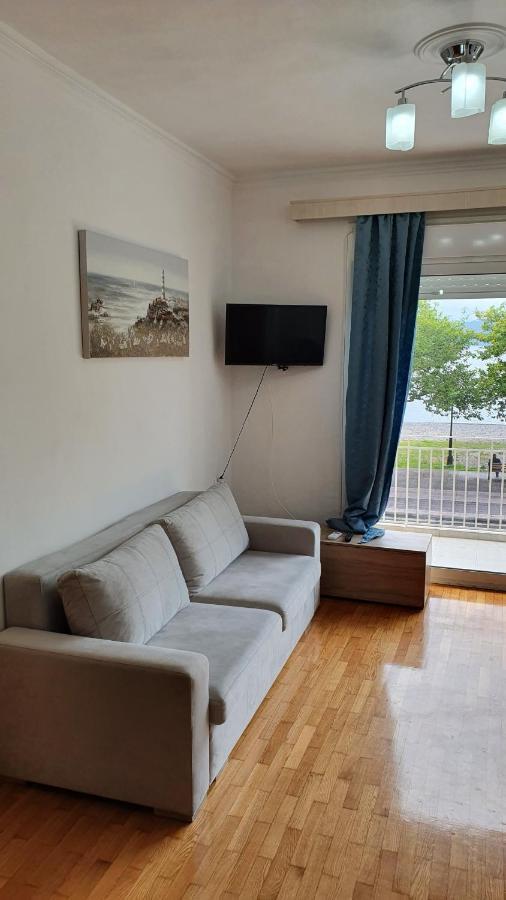 Nafpaktos Beach House Sea View Apartment First Floor Exterior foto